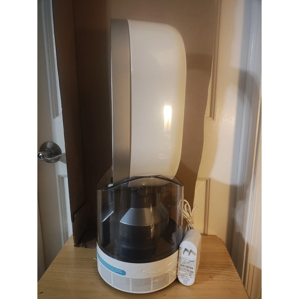 Dyson Ultrasonic Cool Mist Humidifier Am10 White/Silver No Remote Control - Image 4 of 4