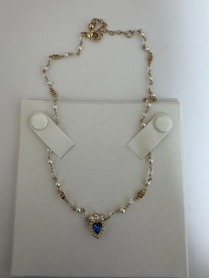 Collana Gucci pietra blu a forma di cuore
