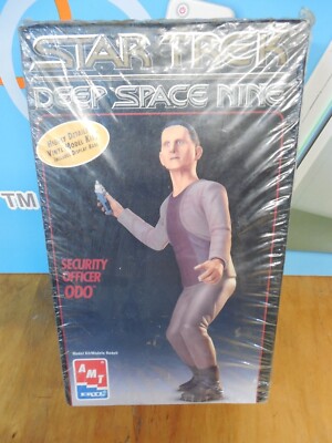 STAR TREK DEEP SPACE NINE ODO プラモデル Vintage 1995 STAR TREK Deep Space Nine ODO Figure Vinyl Model Kit
