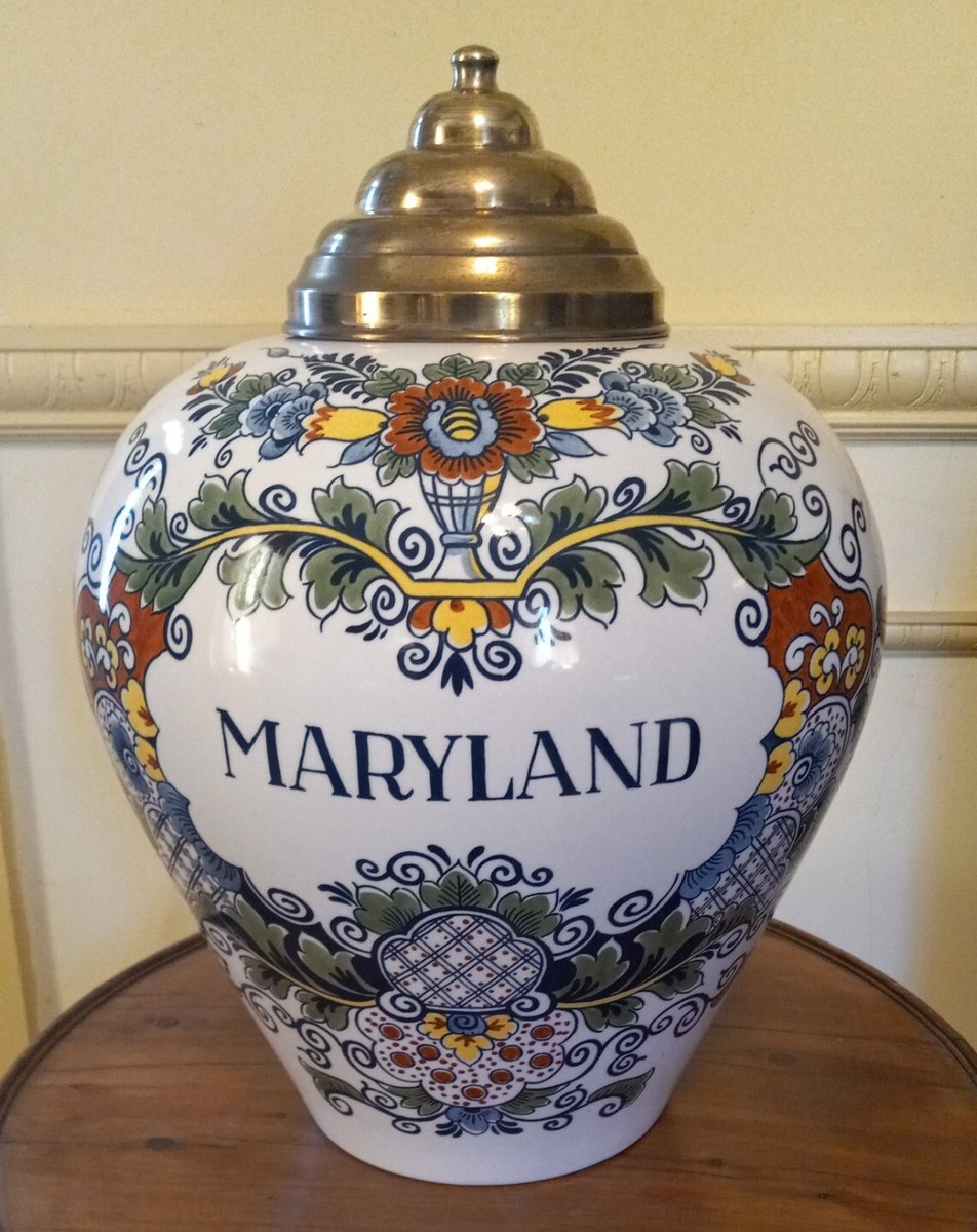 maryland tobacco jar HUGE! Royal Goedewaagen Delft Polychrome Maryland Tobacco Jar, Humidor 16