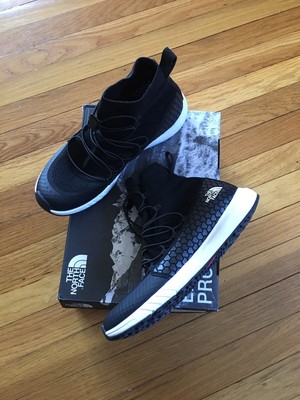 touji mid sock sneaker