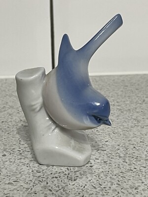 SMALL 9.5cm HIGH ZSOLNAY PORCELAIN BLUE BIRD FIGURINE HUNGARY HUNGRIAN
