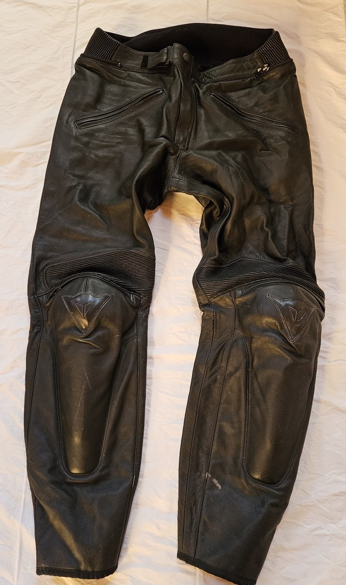 Dainese バイクパンツ サイズ56 Dainese Men's Leather Armoured Motorcycle Pants Size 58 Black