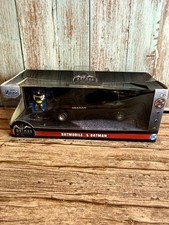 Jada Toys DC Comics Batman Batmobile & Batman Figure Die Cast Collectible NRFB