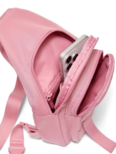 Bolso Mochila Victoria's Secret ROSA Nylon Bandolera - Imagen 4 de 10