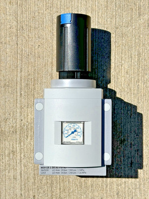FESTO MS9-LR-1-D8-AG-PSI-AS #562530 Pnuematic Regulator