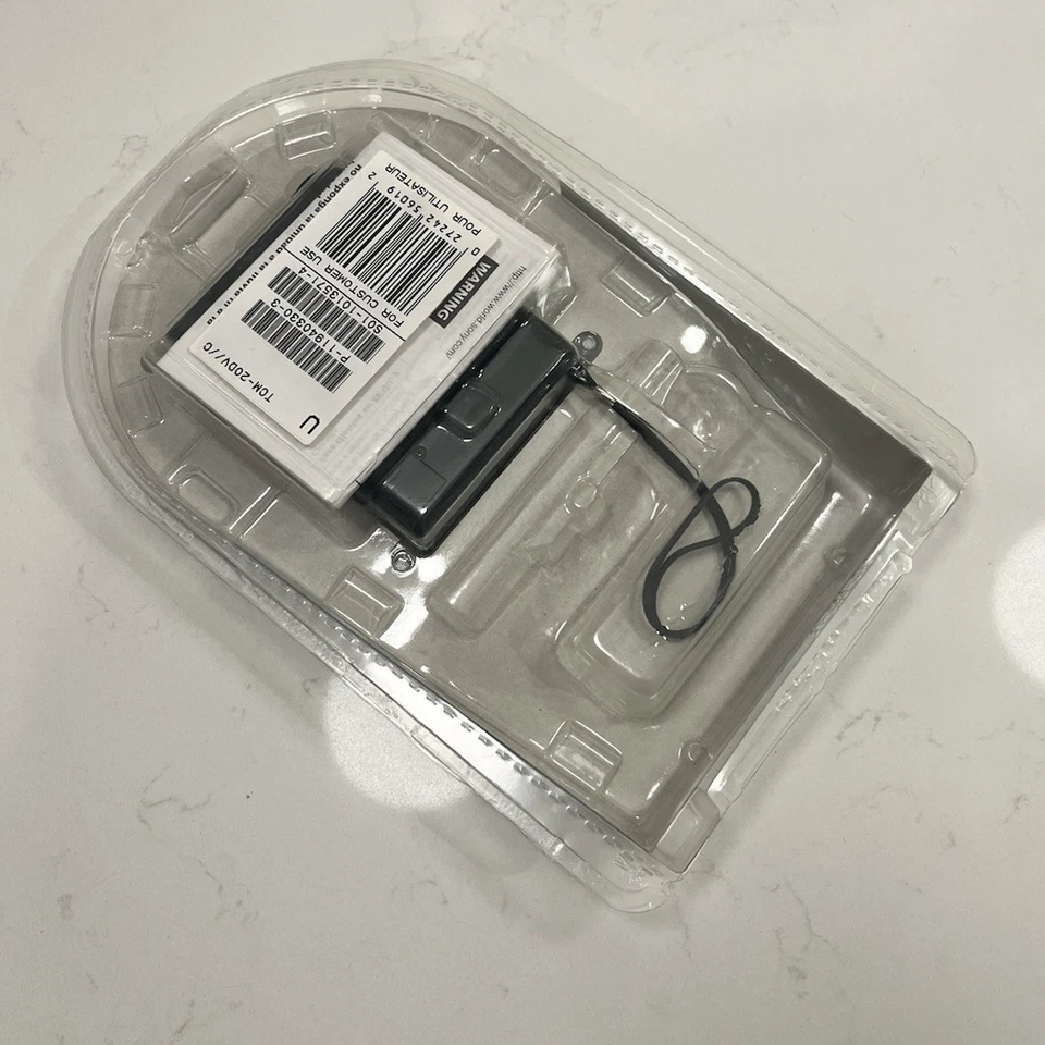 Sony TCM-20DV Handheld Cassette Voice Recorder Pressman Sealed Brand New NIB NOS - Image 4 of 4