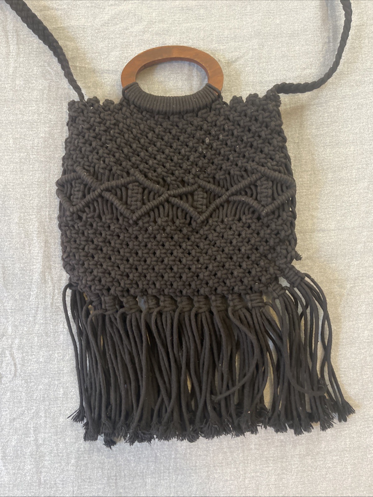 Danielle Nicole Black Macrame Fringe Bag Wood Han… - image 2