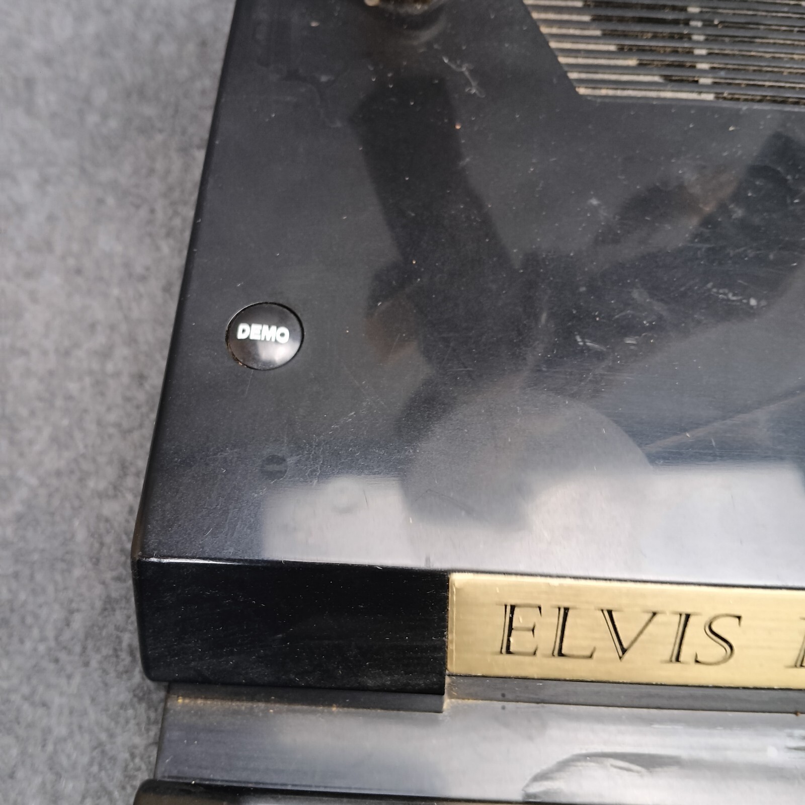 1996 TeleMania Elvis Presley Jail House Rock Singing Dancing Telephone Works!