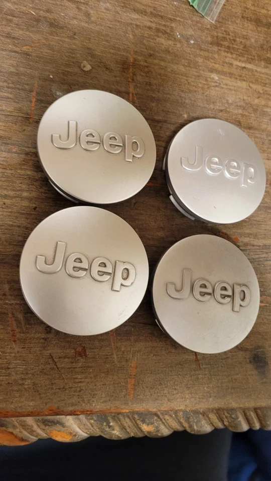 Jeep Grand Cherokee Brújula Wrangler Gladiator Tapa Central 2007-25 Plateada Plana Foto 4 de 4