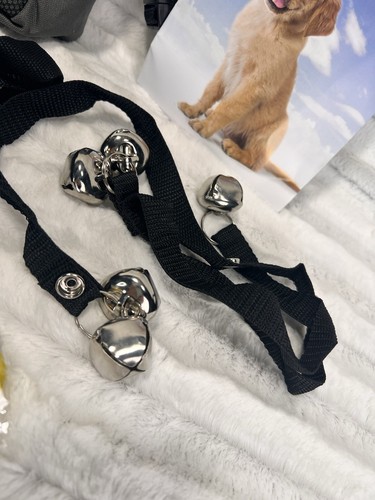 AmzPets Puppy Dog Training Kit w Guide Treat Bag Clicker Whistle Bells - Picture 4 of 10