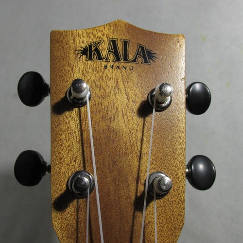 KALA UKULELE SERIES LTPS, WITH CASE - Picture 4 of 12