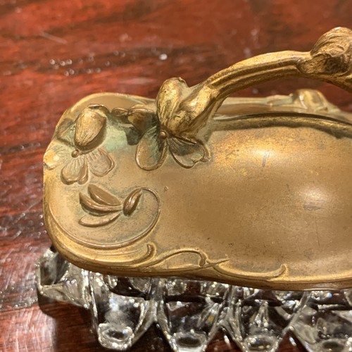 Vintage or Antique Brass & Glass Trinket Vanity Casket Box - Picture 6 of 19
