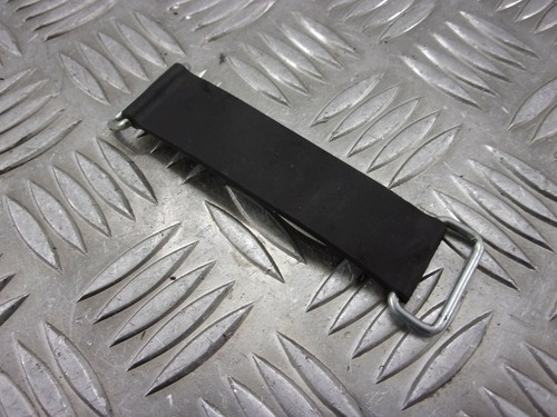 Suzuki GSXR 750 L0 2010 # battery strap 2008 > 2010 WB