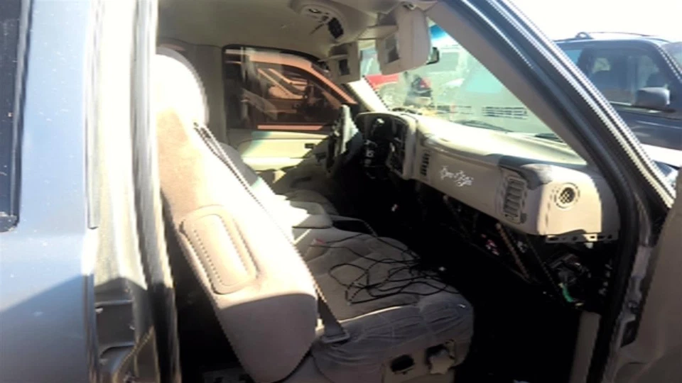 Used Front Right Door Window Regulator Front fits: 2002 Chevrolet Tahoe electric Foto 3 de 4