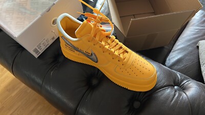 Nike Air Force 1 university gold off white