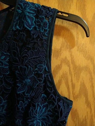 WHBM Illusion Neck Lace Sheath Dress Size 4 NWT Autumn Blue lined new - Picture 4 of 12