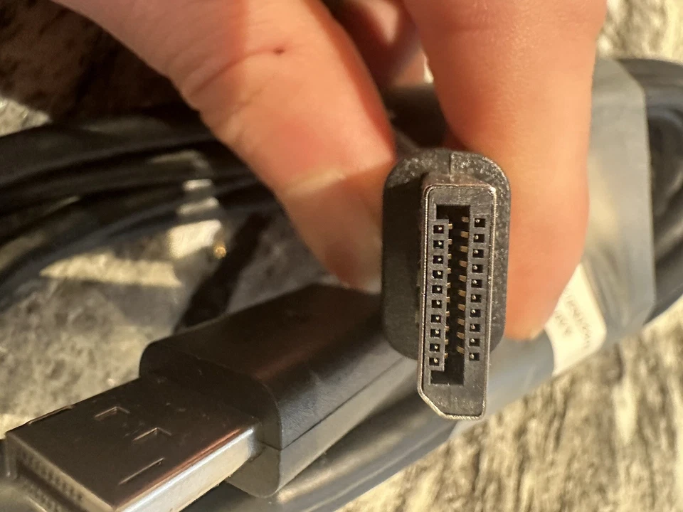 displayport cable 1m - Image 2 of 3