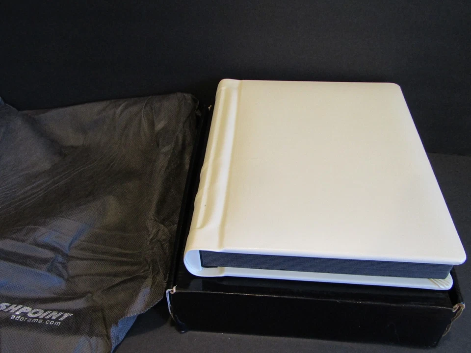 Álbum de recortes FLASHPOINT autoadhesivo marfil acolchado SOSTIENE 30 8 X 10 FOTOS Foto 2 de 4