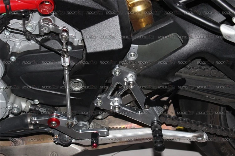 Juego de pedal reposapiés trasero para MV Agusta F3/675/800RR 12-16 Foto 2 de 4