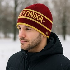 Universal Studios Wizarding World Harry Potter Gryffindor Reversible Beanie Hat