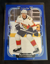 2025-26 O-Pee-Chee - Eetu Luostarinen #62 Blue Border