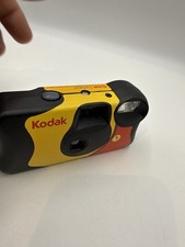 KODAK FunSaver 35mm Disposable Camera with Flash 21 Exposures