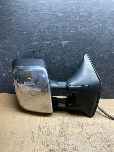 2004 to 2015 Nissan Titan SE Right Passenger View Door Mirror R9194 DG