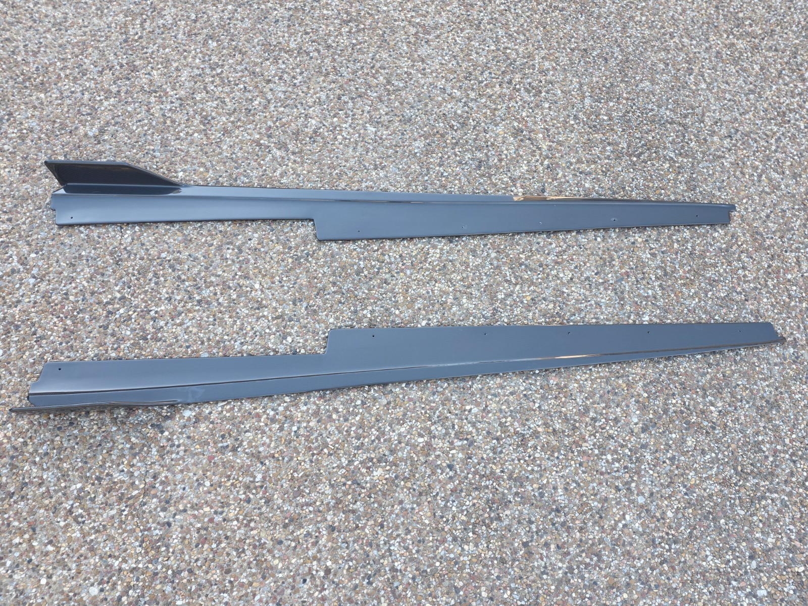 SCOPIONE PREMIUM FERRARI 488 CARBON FIBER LEFT (D) & RIGHT (P) SIDE SKIRTS TRIM