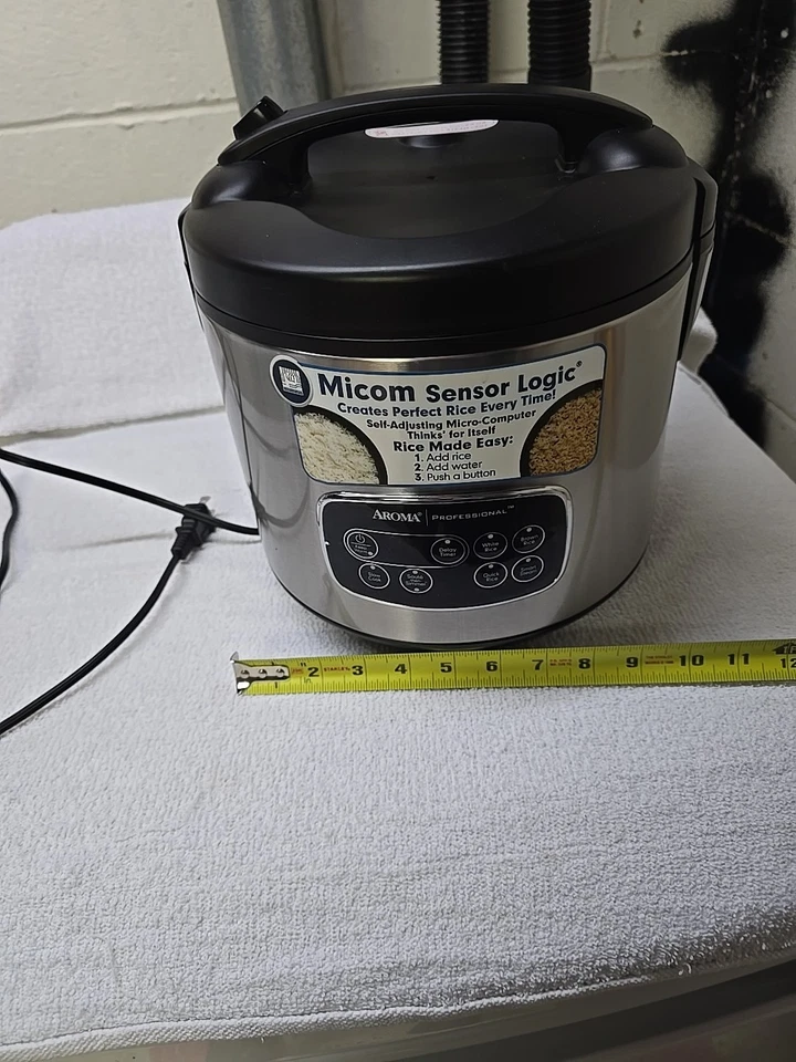 Vaporera de cocción lenta profesional de arroz Aroma ARC‐3000SB de 4 cuartos de galón Foto 4 de 4