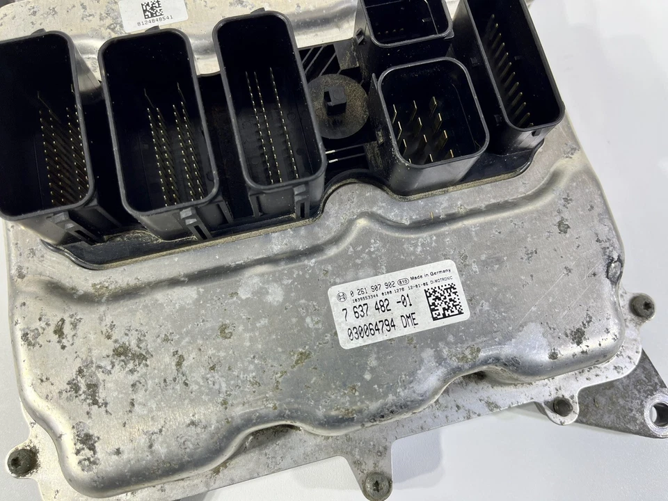 2012 BMW 528i XDrive Engine Computer Module ECM ECU OEM 763748201 - Image 2 of 4