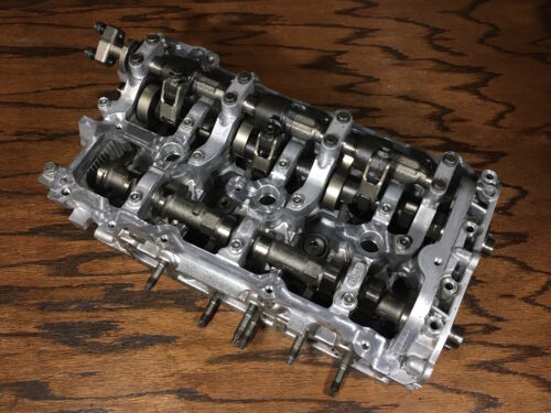 Nissan Infiniti CYLINDER HEAD RIGHT R-EY0 Passenger Side = VQ37VHR 370Z G37 M37 - Picture 1 of 7