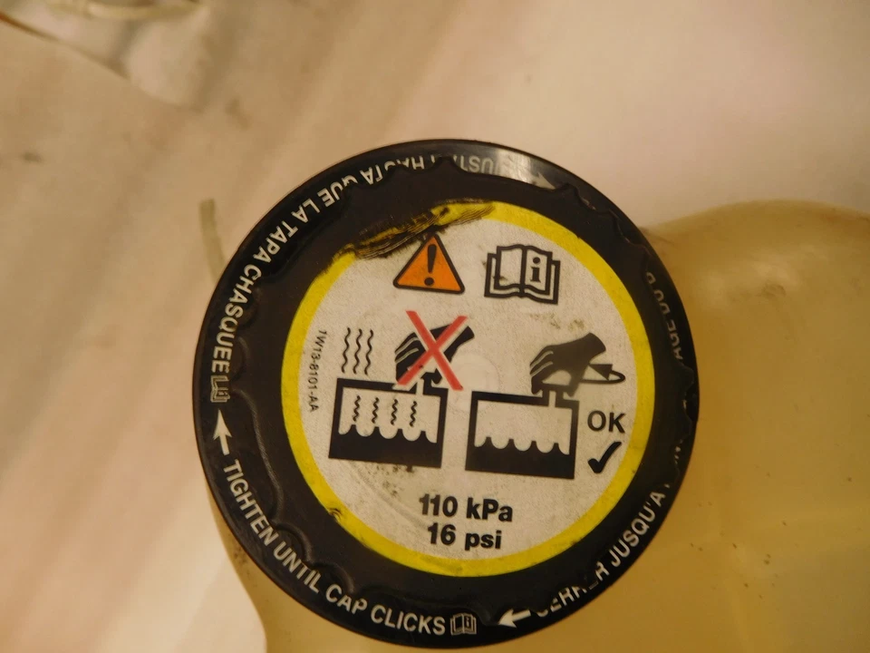 Mercury Mountaineer 1999 tanque de depósito de radiador 4,0 L V6 Foto 3 de 4