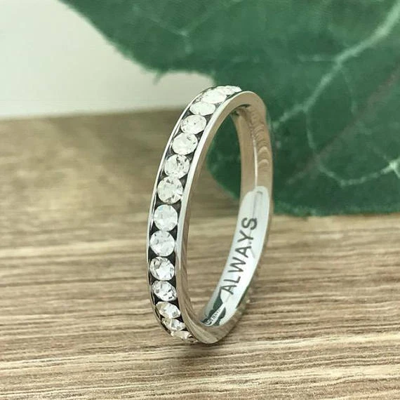 Alianzas de boda de titanio para él y ella, alianzas de titanio de circonita cúbica personalizada Foto 3 de 4