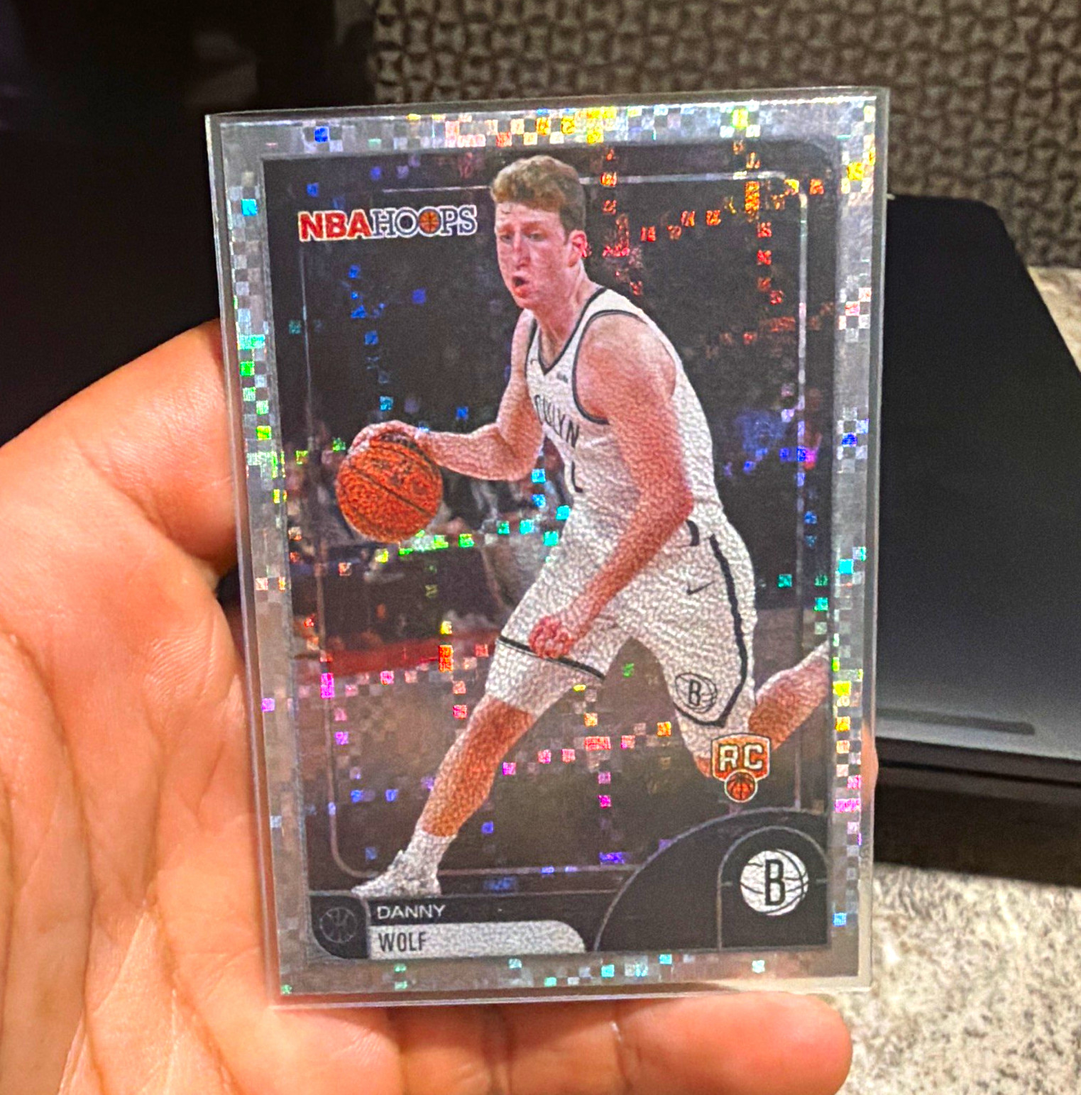 Topps NBA Hoops 2025/26 Danny Wolf RC Pixel Burst #246