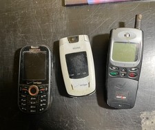 Old cellphone Lot Samsung