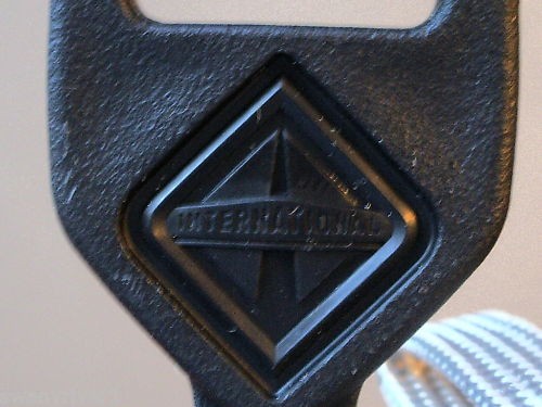 International Truck Key Blank- Original Logo Key- Double Sided - Picture 2 of 2