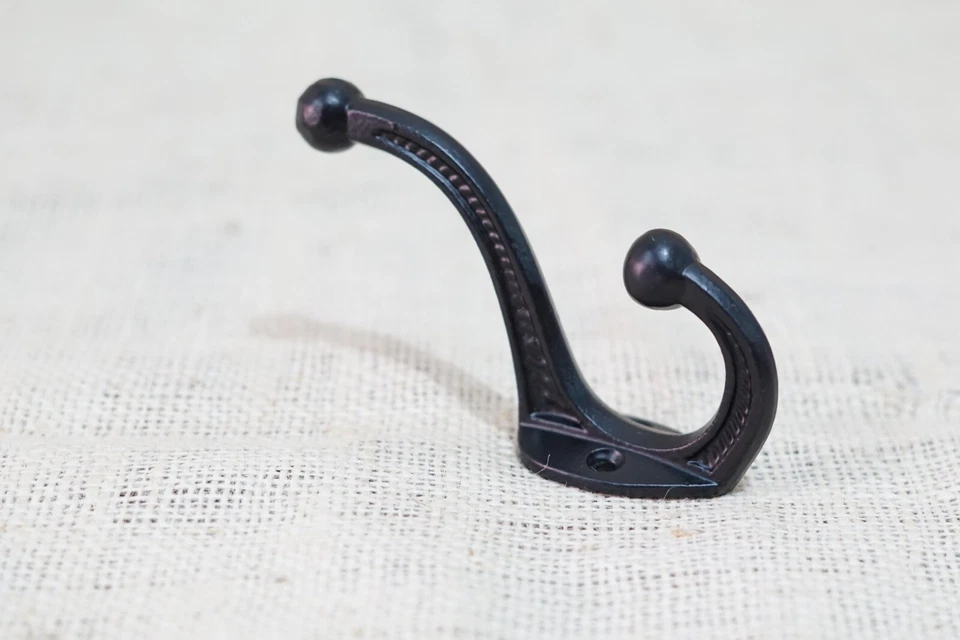 6 Ganchos para Abrigo Estilo Escolar Negro Hierro Fundido Sombrero Gancho Pasillo Árbol Bellota Gancho Foto 4 de 4