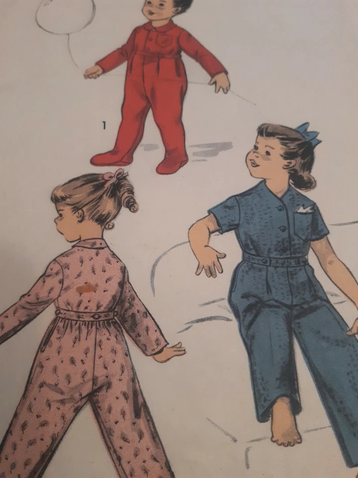 Sleeper Pajamas Top Bottoms 2 2T Advance 7813 Sewing Pattern VTG Cut Footed Boys - Image 2 of 4