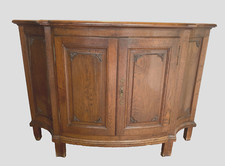 Buffet a hauteur d'appui de style Louis XIV en chêne massif XIX siècle