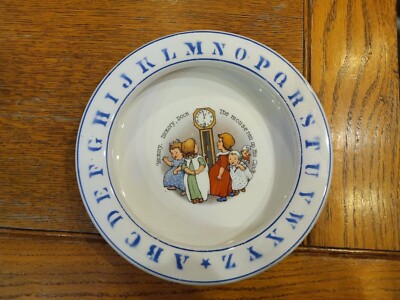 HoldFast Baby Plate Bow Hickory, Dickory, dock the Mouse ran up the Clock 8 1/2''