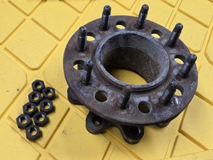 DUALLY WHEEL HUB EXTENSION ADAPTER CHEVROLET SILVERADO GMC SIERRA 3500 USED