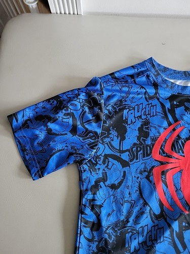 Youth Spider-Man XL (14/16) Athletic Shirt Tee Polyester Marvel - Picture 2 of 15