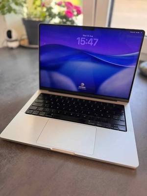 Apple MacBook Pro (2021) | 14'' | M1 Max | 32GB RAM | 1000GB SSD | Gray | A2442