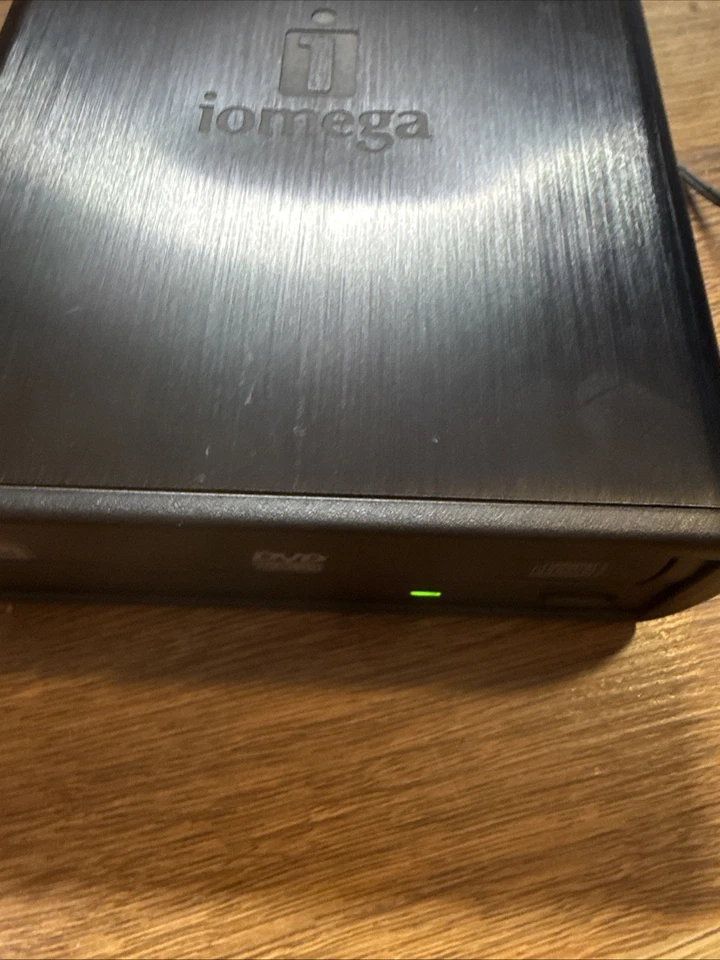 IOMEGA SUPER DVD RW DRIVE 31813800 DVDRW22X-Negro Probado  Foto 2 de 4