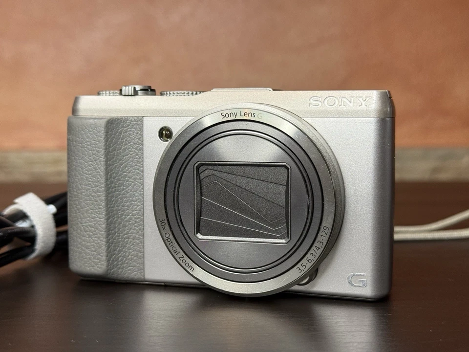 Sony DSC-HX50 argento - Fotocamera digitale compatta - Immagine 2 di 4