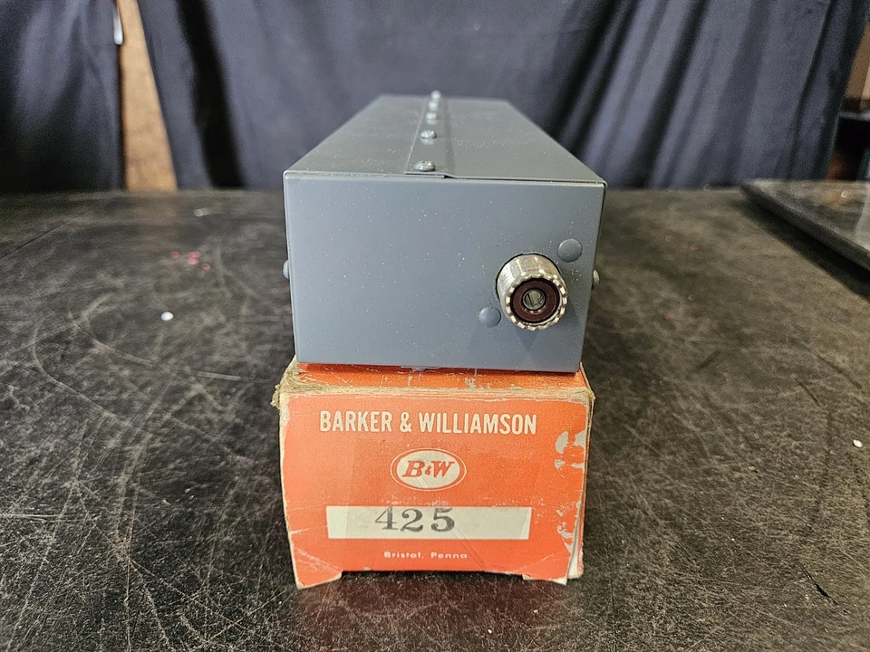 Filtro de paso bajo B&W Barker & Williamson Inc 425 LPF 1,5-30 MHz 1KW 52 ohmios Foto 2 de 2