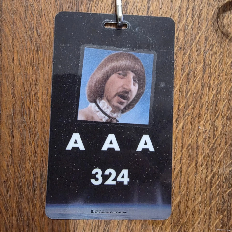 System of a Down & KORN All Access Area Artist Laminate Backstage + Shavo Pick ! - Image 4 of 4