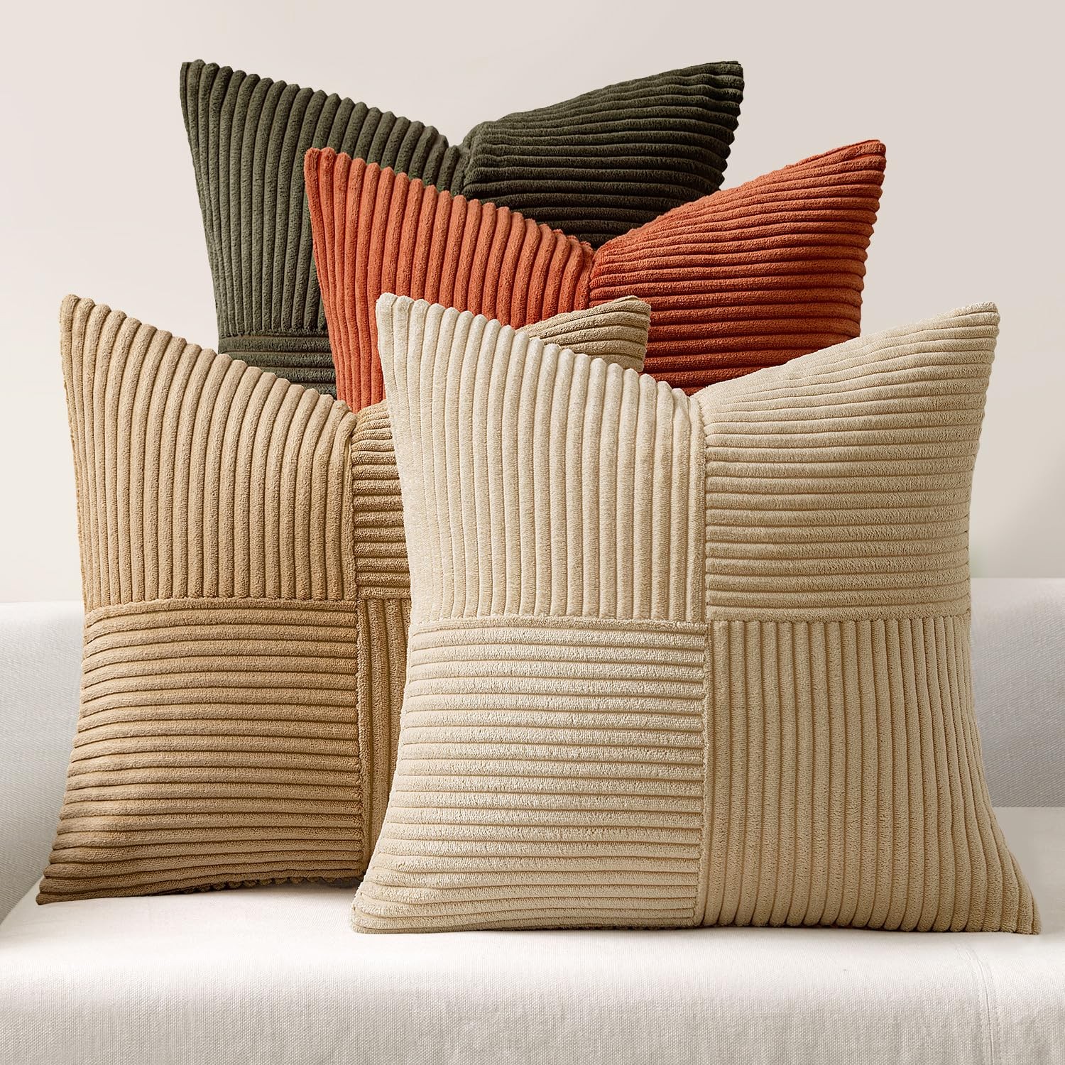 Housses de coussin 40x40 en velours côtelé pour un salon cocooning