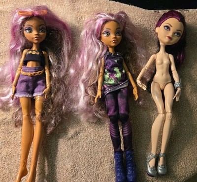 Monster High Dolls 2 Clawdeen Wolf and Ever After High Raven Queen, Set of 3